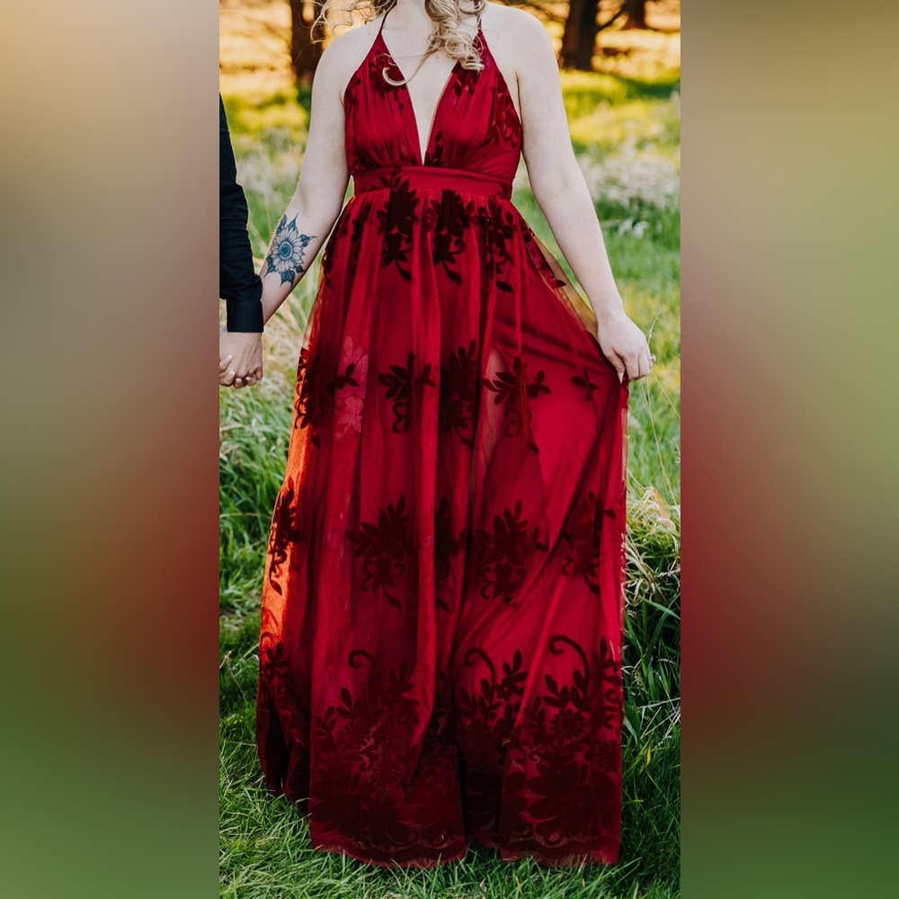 Bella & Bloom Wine Dress sz L